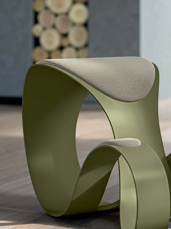 Luna Chaise