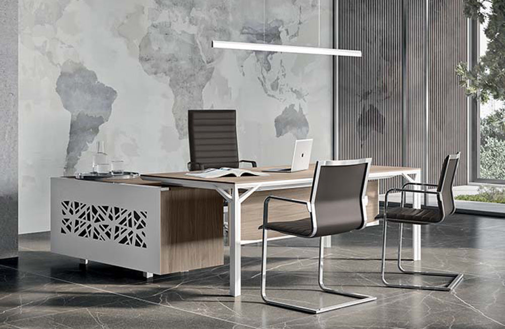 X8 Bureau Direction