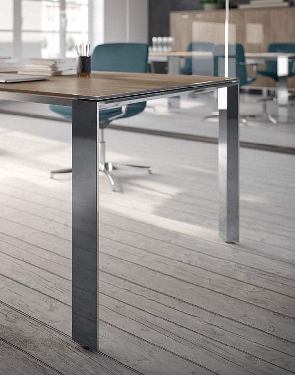 X7 Bureau Direction
