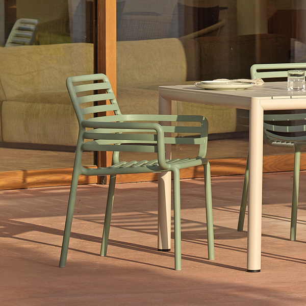 Pulsar armchair
